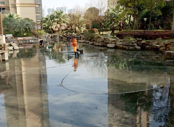 坦洲镇景观池淤泥清理